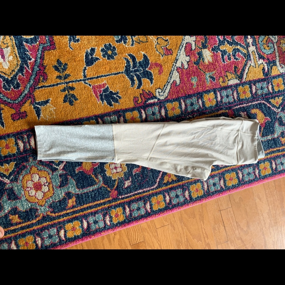 Outdoor voices leggings